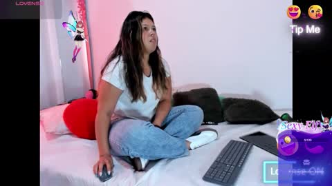 lanastone86 online show from 12-15-25, 12:20