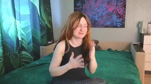Snapshot of lanavismith chatting on 05-12-26, 06:10 LanaviSmith online show from 05-12-26, 06:10