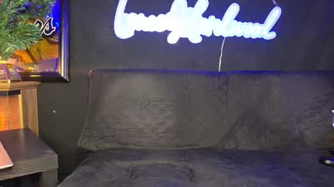 Snapshot of lancehardwood222 chatting on 12-19-25, 01:23 LANCE online show from 12-19-25, 01:23