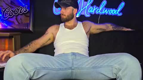 Snapshot of lancehardwood222 chatting on 01-13-26, 01:22 LANCE online show from 01-13-26, 01:22