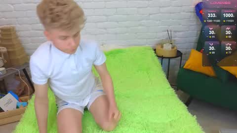 Lanny online show from 03-09-25, 07:26