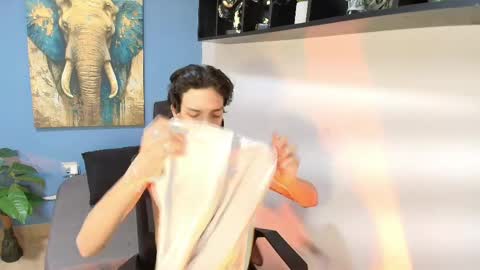 langelo_el online show from 05-23-26, 12:42