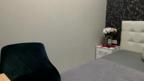 Snapshot of langoria chatting on 02-22-25, 09:37 langoria online show from 02-22-25, 09:37