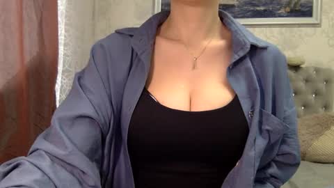 langoria online show from 02-15-26, 12:03