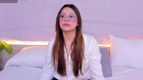 Lanna online show from 01-19-26, 11:36