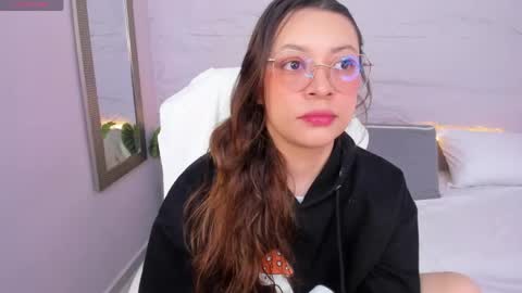 Lanna online show from 05-28-26, 11:51