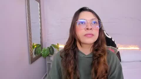 Lanna online show from 06-29-26, 11:43