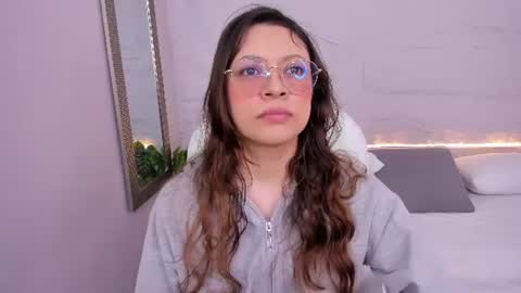 Lanna online show from 07-20-26, 01:13