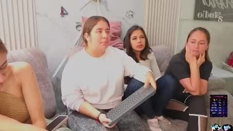 lanna_as online show from 11-12-25, 02:39