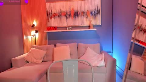 Tiana online show from 11-26-25, 07:48