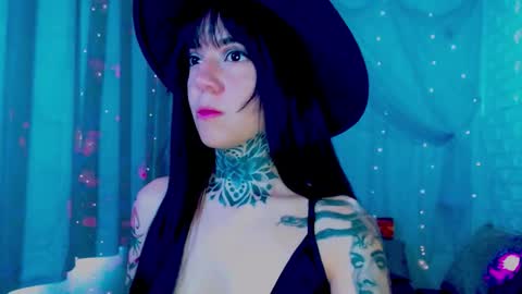 LANNIE   online show from 03-05-26, 02:46