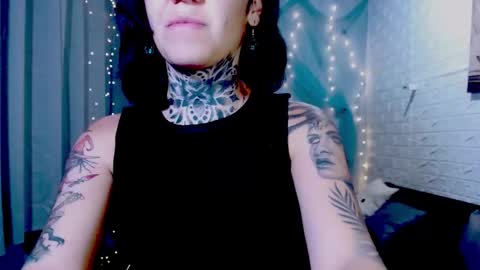 LANNIE   online show from 03-26-26, 11:10