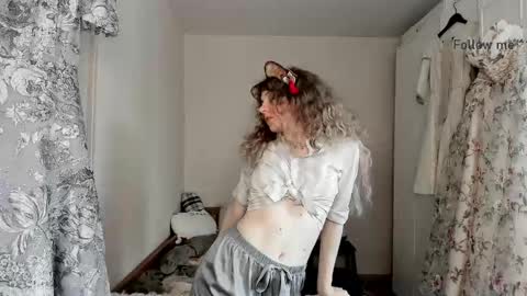 Snapshot of lanshan_classy chatting on 06-09-26, 08:04 lanshan_classy online show from 06-09-26, 08:04