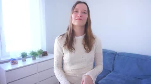 Snapshot of laquitabax chatting on 03-17-26, 07:12 April online show from 03-17-26, 07:12