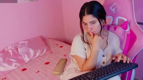 LARA online show from 04-15-26, 12:56