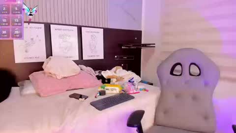 lara_as online show from 09-10-25, 06:02