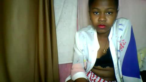 Snapshot of lara_belle chatting on 05-15-26, 10:50 lara_belle online show from 05-15-26, 10:50