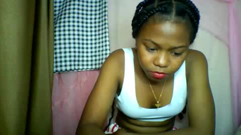 Snapshot of lara_belle chatting on 06-03-26, 07:19 lara_belle online show from 06-03-26, 07:19