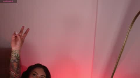 Lara online show from 04-19-26, 02:00