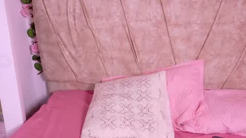 Lara Gill online show from 12-05-25, 08:27