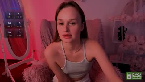 Snapshot of lara_vest chatting on 09-13-25, 09:25 Lara online show from 09-13-25, 09:25