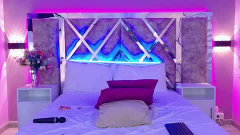 Lara online show from 04-15-26, 10:21