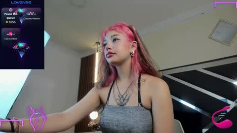 LaraCooper online show from 02-08-26, 12:30