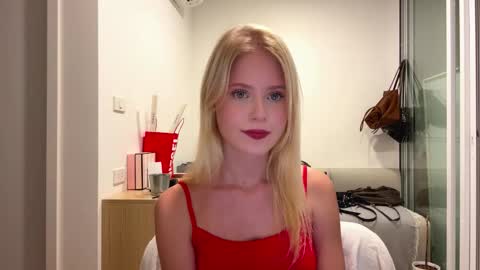 Stella online show from 01-18-26, 08:07