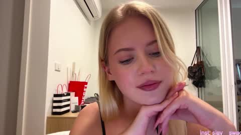 Stella online show from 02-22-26, 07:19