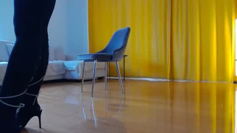 LaraKanes online show from 01-15-26, 10:53