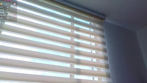 Lara  online show from 01-30-25, 06:10