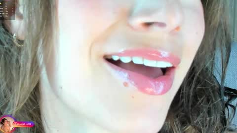 Lara  online show from 09-25-25, 01:48