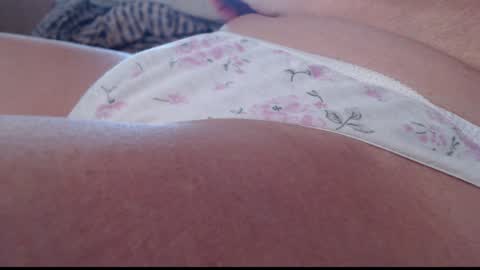 Snapshot of laralhotr chatting on 01-14-25, 07:59 laralhotr online show from 01-14-25, 07:59