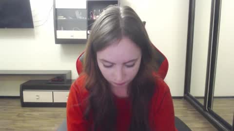 Laralianna online show from 12-22-24, 06:59