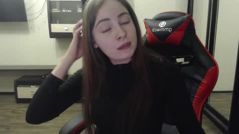 Laralianna online show from 02-07-25, 09:58