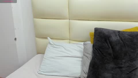 LARA online show from 02-10-25, 05:09