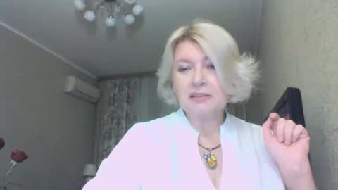 laramrs online show from 10-09-25, 04:16