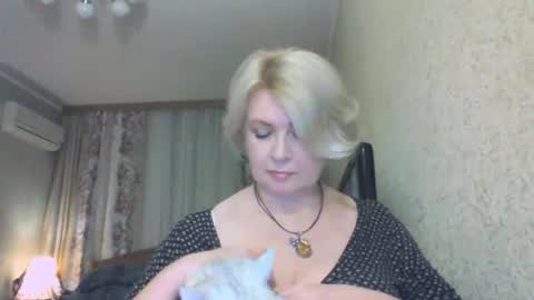 laramrs online show from 12-03-25, 05:00