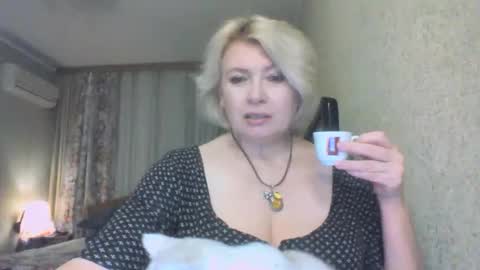 laramrs online show from 12-17-25, 05:19