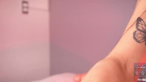 Lara Give it a thumbs up please its important  online show from 02-11-26, 02:27