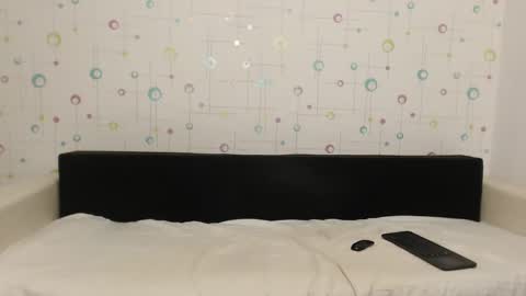 Snapshot of larataylorrr chatting on 02-24-25, 10:48 larataylorrr online show from 02-24-25, 10:48