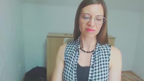 Snapshot of larawintersxxx chatting on 02-09-25, 12:49 larawintersxxx online show from 02-09-25, 12:49