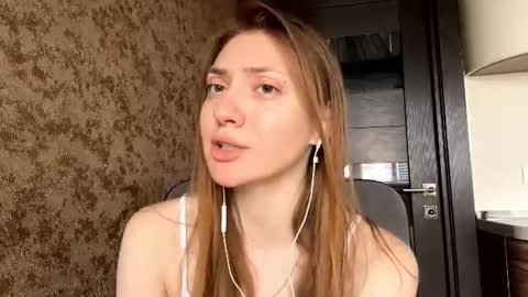 Eva online show from 06-22-26, 05:04