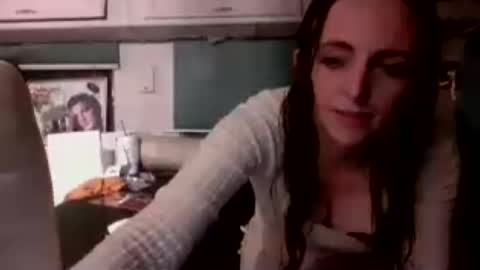 Snapshot of largen3 chatting on 06-12-26, 07:07 VinnyMacNDelilah online show from 06-12-26, 07:07