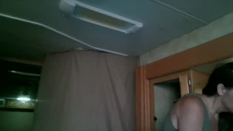 Snapshot of largen3 chatting on 07-07-26, 07:09 VinnyMacNDelilah online show from 07-07-26, 07:09