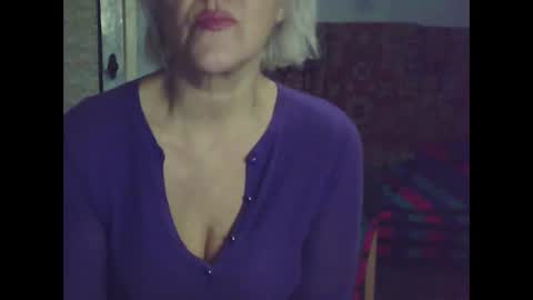larisaq4ugo24 online show from 01-07-25, 06:35