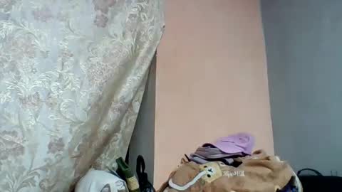 larissa645771 online show from 05-13-26, 08:55