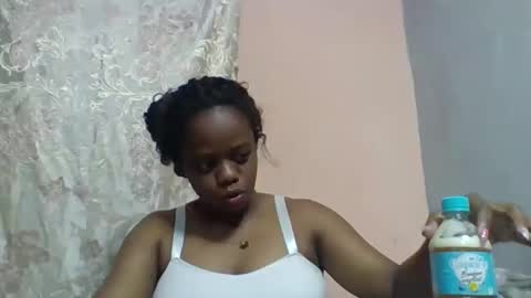 larissa645771 online show from 06-03-26, 09:56