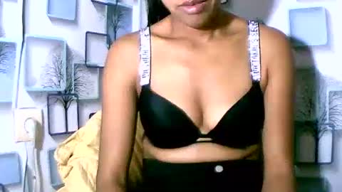 Snapshot of larra27 chatting on 05-21-26, 10:44 Malala online show from 05-21-26, 10:44