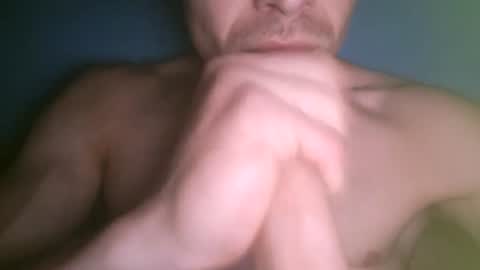 Snapshot of larry009 chatting on 07-09-26, 02:37 larry009 online show from 07-09-26, 02:37
